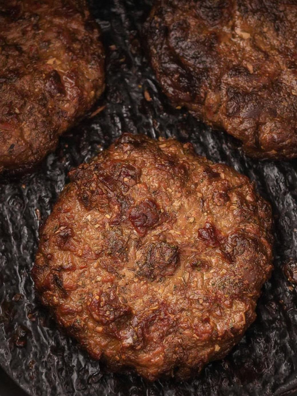 Air Fryer Ground Beef Burgers
